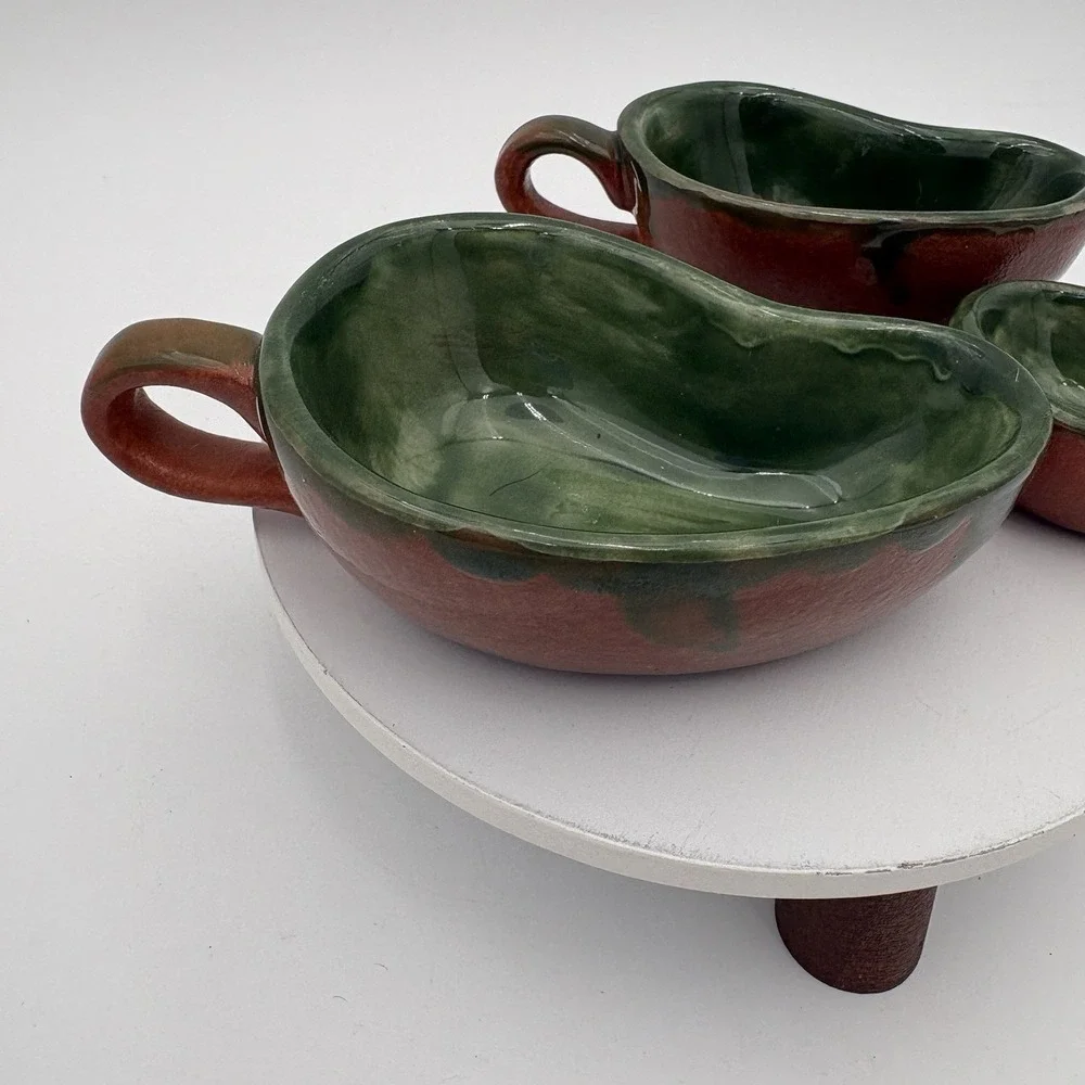 William Sonoma Three-Piece Chili Dip Set Glazed Pottery‎